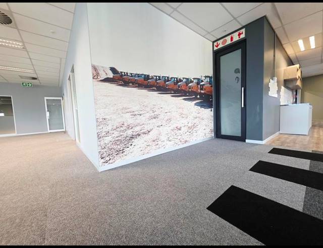 BUSINESS PROPERTY TO RENT IN MENLYN